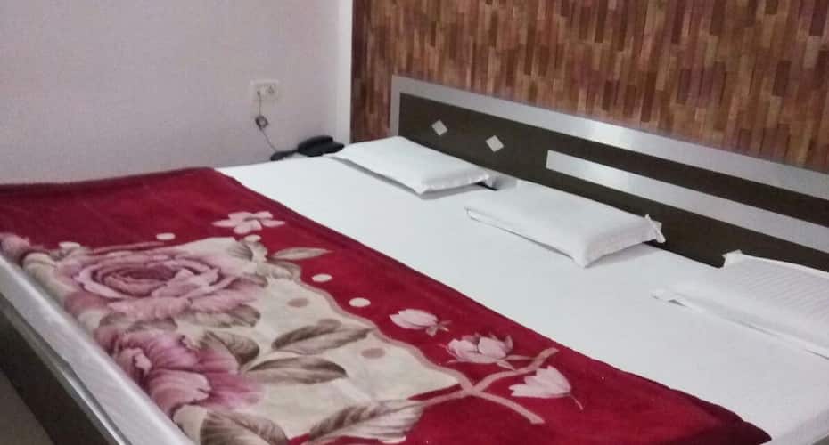 Shree Guru Kripa Atithi Bhavan Hotel, Mathura 4